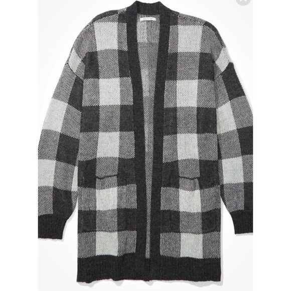 American Eagle Gray & White Buffalo Plaid Knit Cardigan Sweater Size Large - Picture 3 of 9